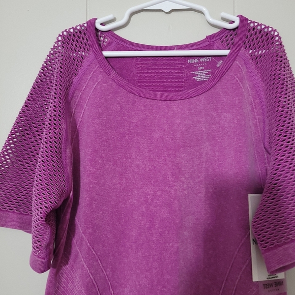NINE WEST ACTIVE TOP Women's Size M NWT - Picture 2 of 9